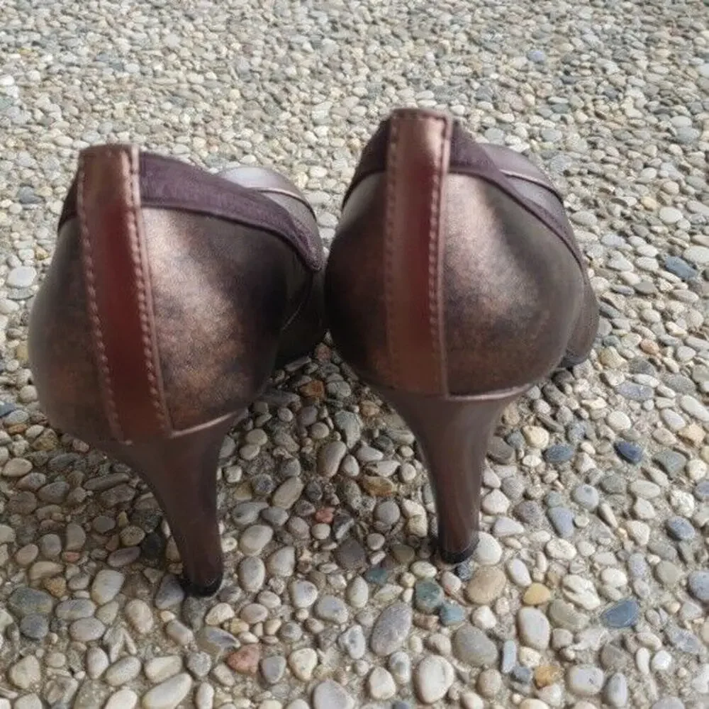 DexFlex by Dexter Bronze Pumps Heels Size 6.5